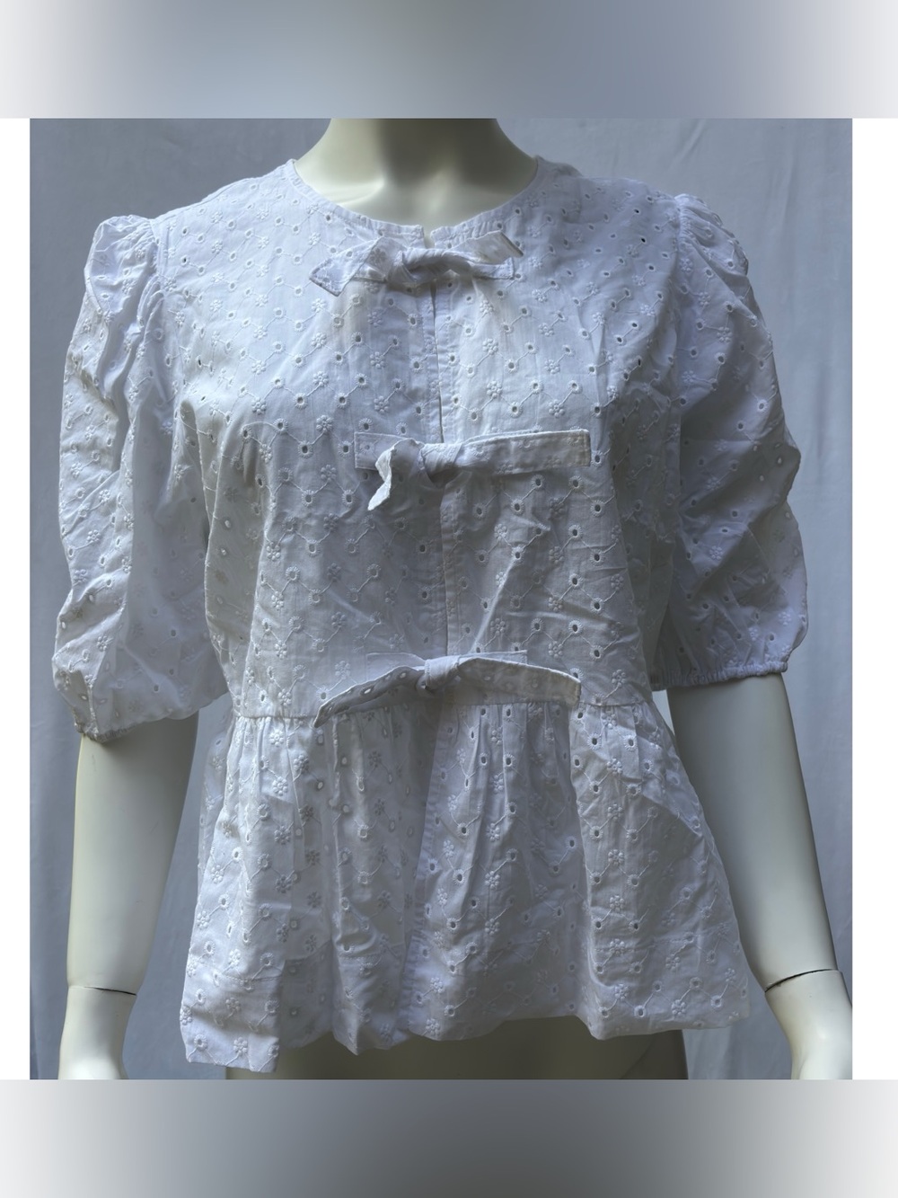 Steve Madden White Women's XL Eyelet Tie Front Round Neck Paula Blouse Top $79